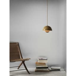 Simple Golden Lamp